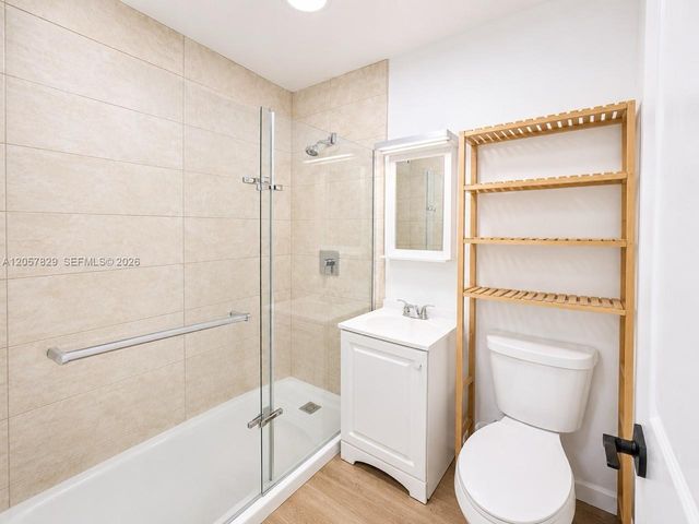 3025 Indian Creek Dr 106 106, Miami Beach, FL 33140