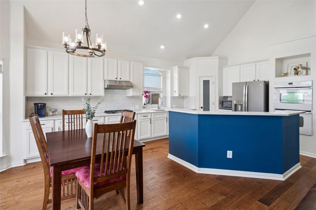 8301 Bartley Circle, Plano, TX 75025