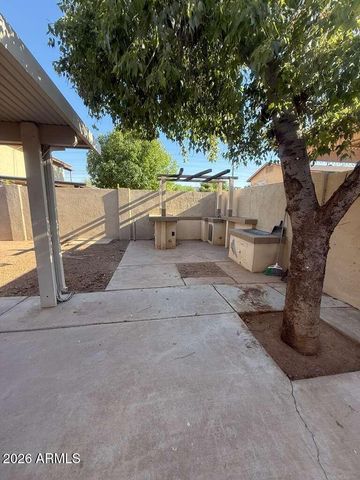 1511 E FREMONT Road, Phoenix, AZ 85042