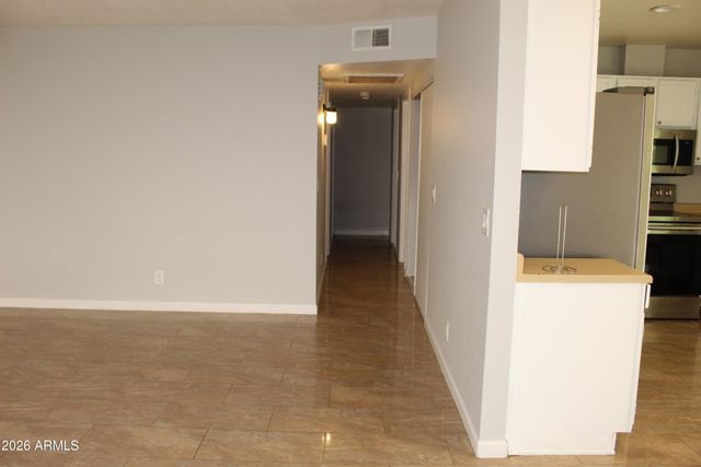 1511 E FREMONT Road, Phoenix, AZ 85042