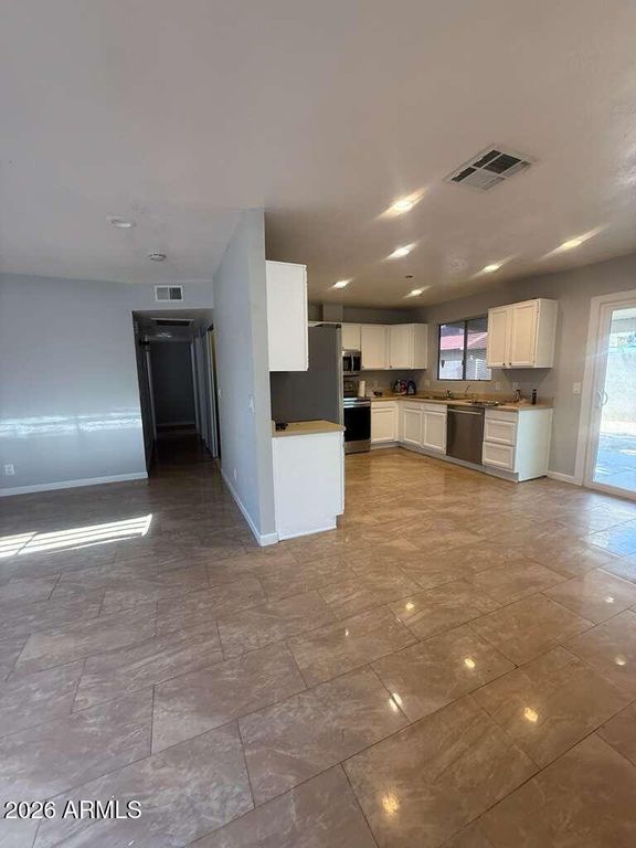 1511 E FREMONT Road, Phoenix, AZ 85042 — photo 5