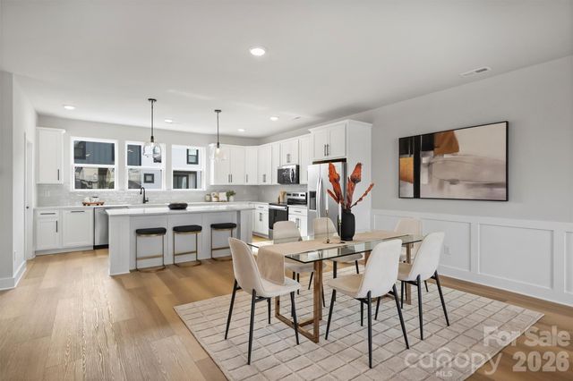 8031 Sansom Drive, Charlotte, NC 28213