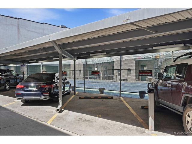 1748 Blake St, Denver, CO 80202