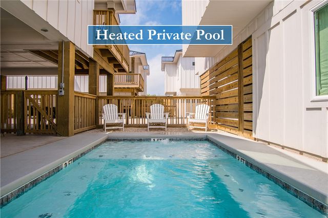 520 Twelfth St B, Port Aransas, TX 78373