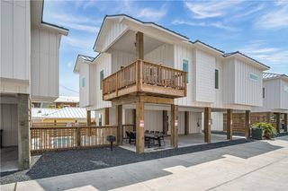 520 Twelfth St B, Port Aransas, TX 78373