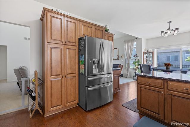 30514 Berghway Trail, Warren, MI 48092