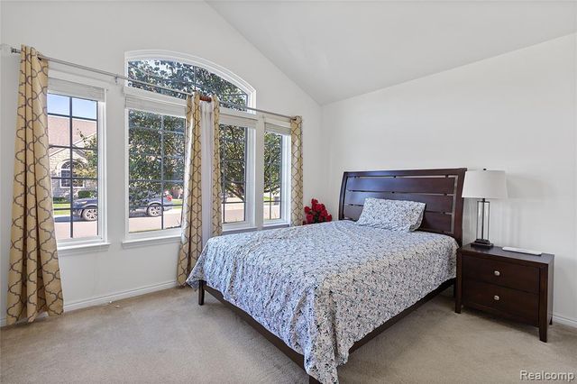 30514 Berghway Trail, Warren, MI 48092