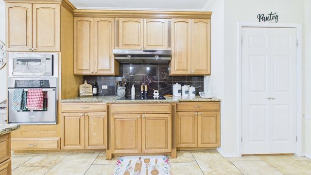 14260 Lariat Trail, Gardendale, TX 79758