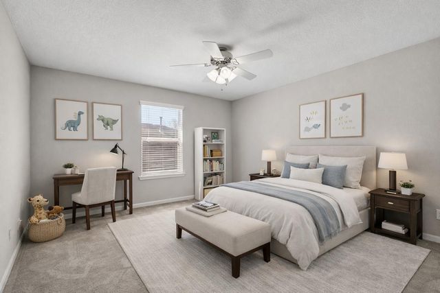 8530 E Highlands Crossing, Highlands, TX 77562