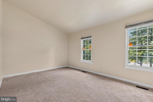 10 RED JONATHAN CT, Baltimore, MD 21208