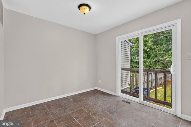 10 RED JONATHAN CT, Baltimore, MD 21208