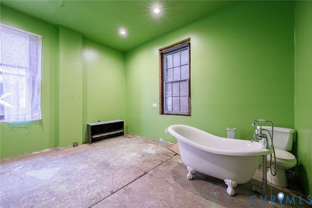 4 W Clay St, Richmond, VA 23220