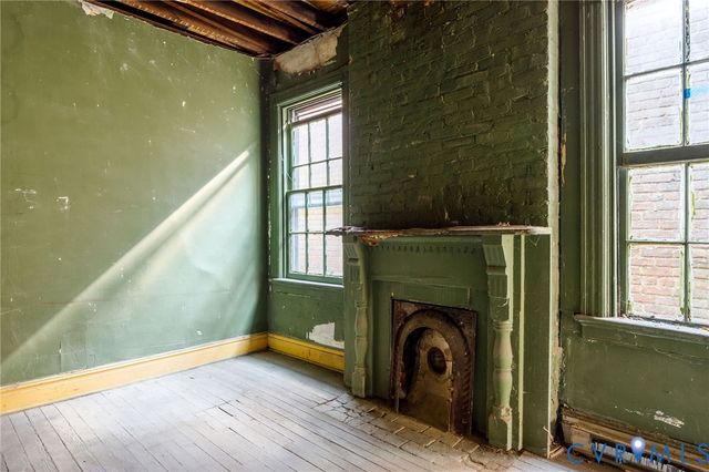 4 W Clay St, Richmond, VA 23220