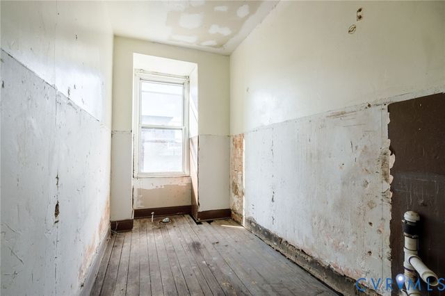 4 W Clay St, Richmond, VA 23220