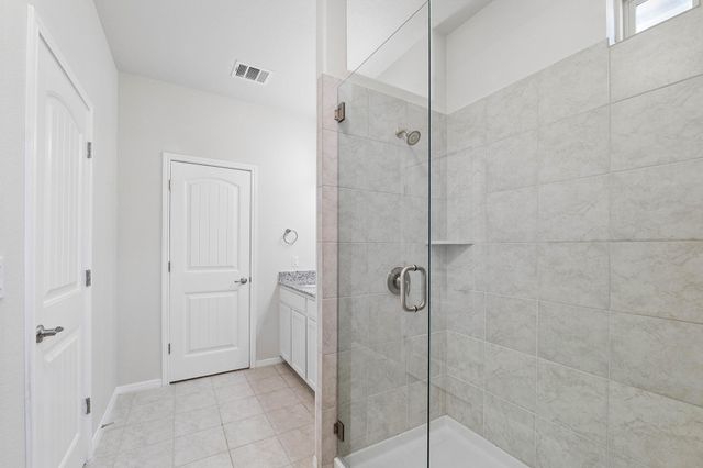 3240 E Whitestone BLVD 4, Cedar Park, TX 78613