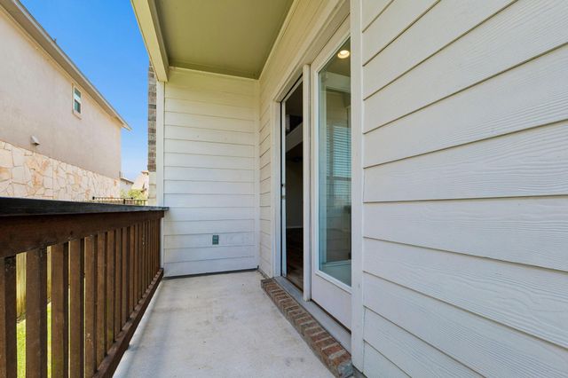 3240 E Whitestone BLVD 4, Cedar Park, TX 78613