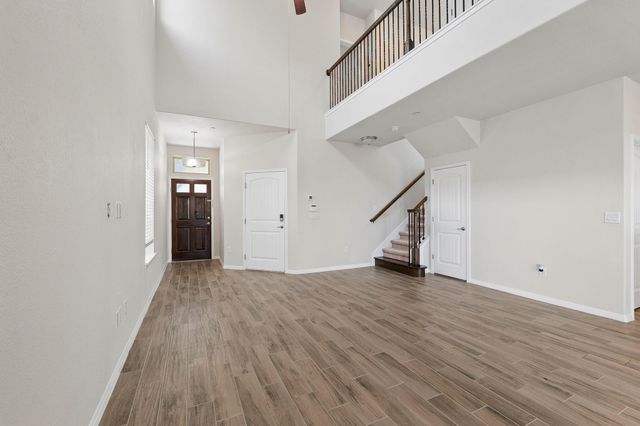 3240 E Whitestone BLVD 4, Cedar Park, TX 78613
