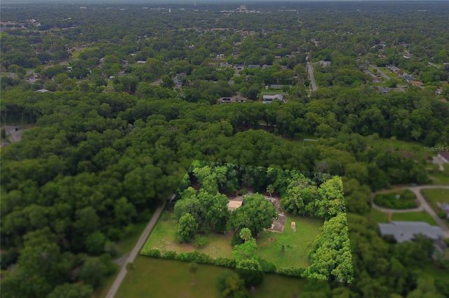 1610 STRATHCONA AVENUE, Deland, FL 32720