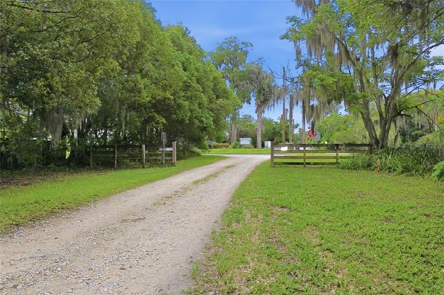 1610 STRATHCONA AVENUE, Deland, FL 32720