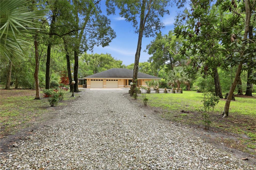 1610 STRATHCONA AVENUE, Deland, FL 32720