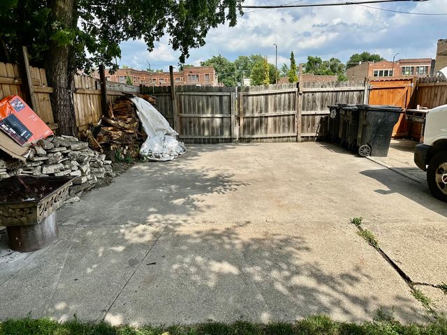 6627 S Marshfield Avenue, Chicago, IL 60636