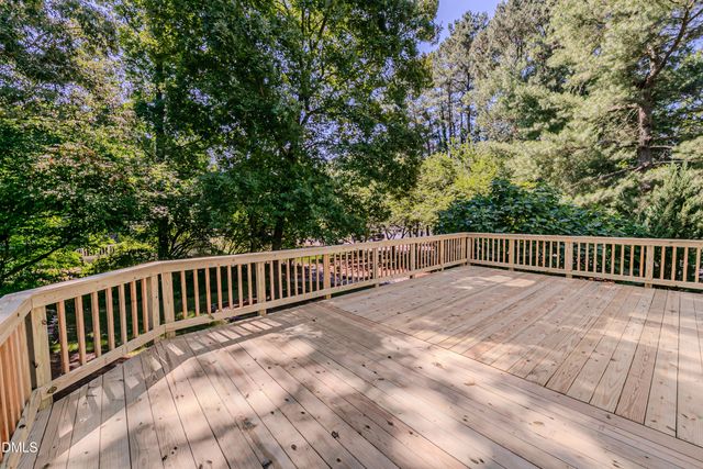 8200 Mourning Dove Road, Raleigh, NC 27615