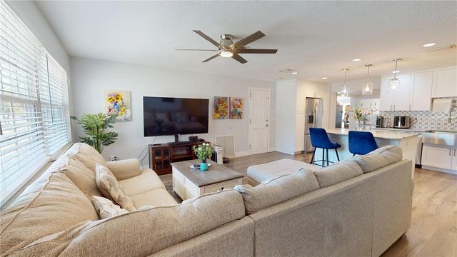 2020 YALE AVENUE, Dunedin, FL 34698