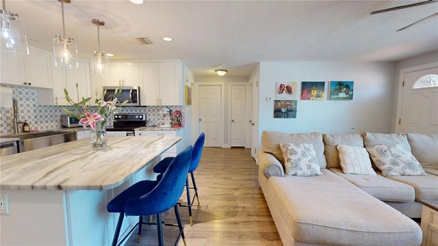 2020 YALE AVENUE, Dunedin, FL 34698