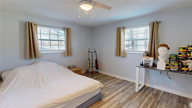 2020 YALE AVENUE, Dunedin, FL 34698