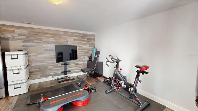 2020 YALE AVENUE, Dunedin, FL 34698