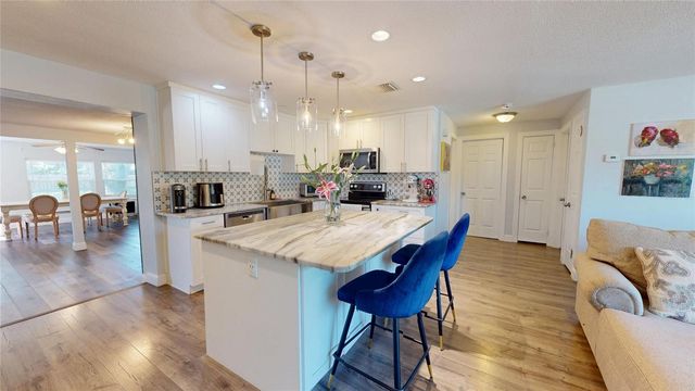 2020 YALE AVENUE, Dunedin, FL 34698