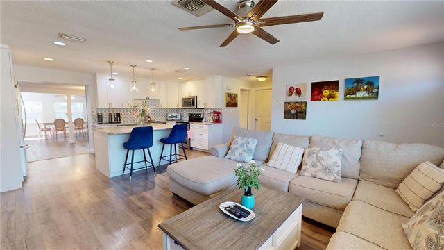 2020 YALE AVENUE, Dunedin, FL 34698