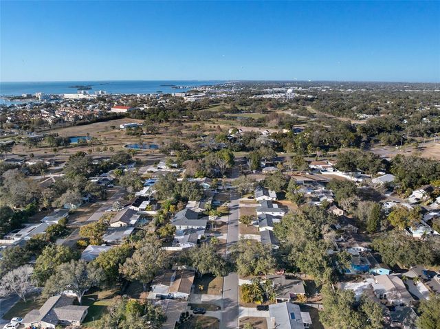 2020 YALE AVENUE, Dunedin, FL 34698