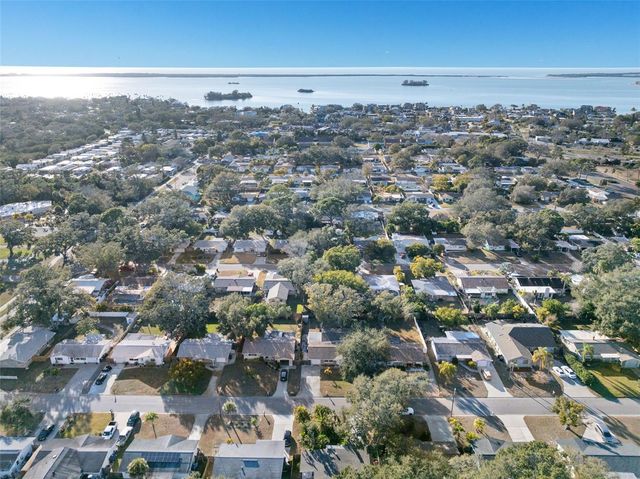 2020 YALE AVENUE, Dunedin, FL 34698