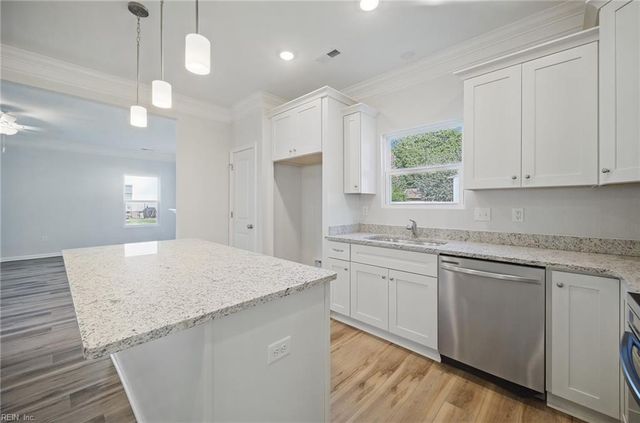 7409 Hooper St, Norfolk, VA 23513