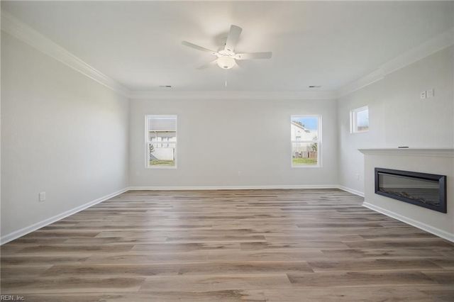 7409 Hooper St, Norfolk, VA 23513