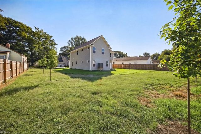 7409 Hooper St, Norfolk, VA 23513