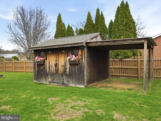 112 PLANTATION DR, Hagerstown, MD 21740