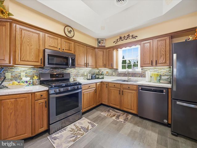 112 PLANTATION DR, Hagerstown, MD 21740