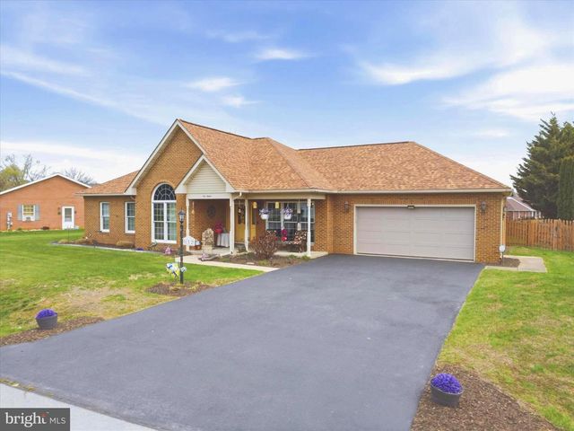 112 PLANTATION DR, Hagerstown, MD 21740