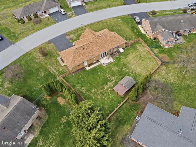 112 PLANTATION DR, Hagerstown, MD 21740