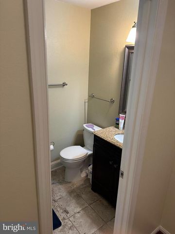 5863 BANNING PL, Burke, VA 22015