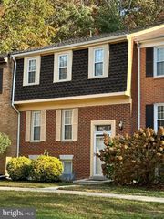 5863 BANNING PL, Burke, VA 22015