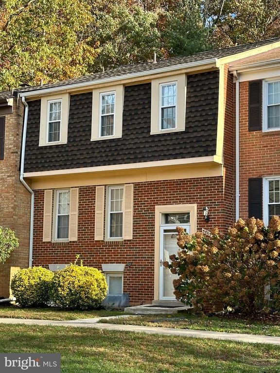 5863 BANNING PL, Burke, VA 22015