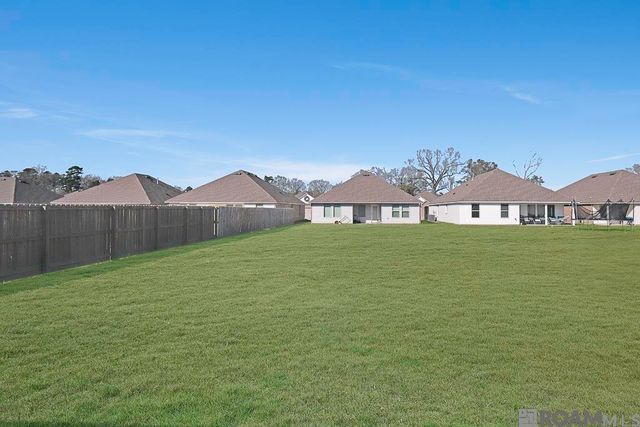 7800 Collin Trails, Denham Springs, LA 70726