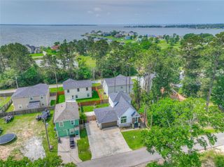 175 Water Oak, Livingston, TX 77351