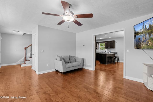 200 Huckaberry St, Elizabethtown, KY 42701