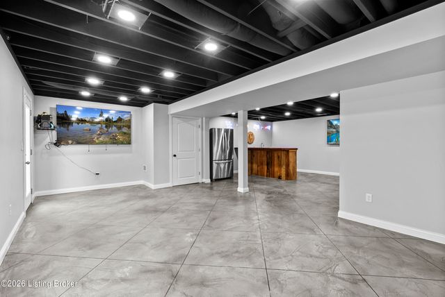200 Huckaberry St, Elizabethtown, KY 42701