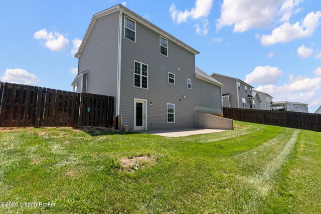 200 Huckaberry St, Elizabethtown, KY 42701