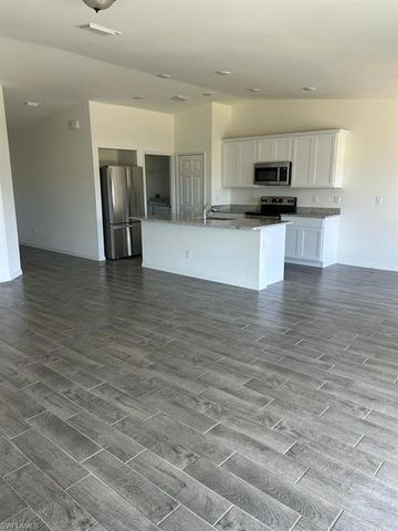 3626 NE 19 AVE, Cape Coral, FL 33909